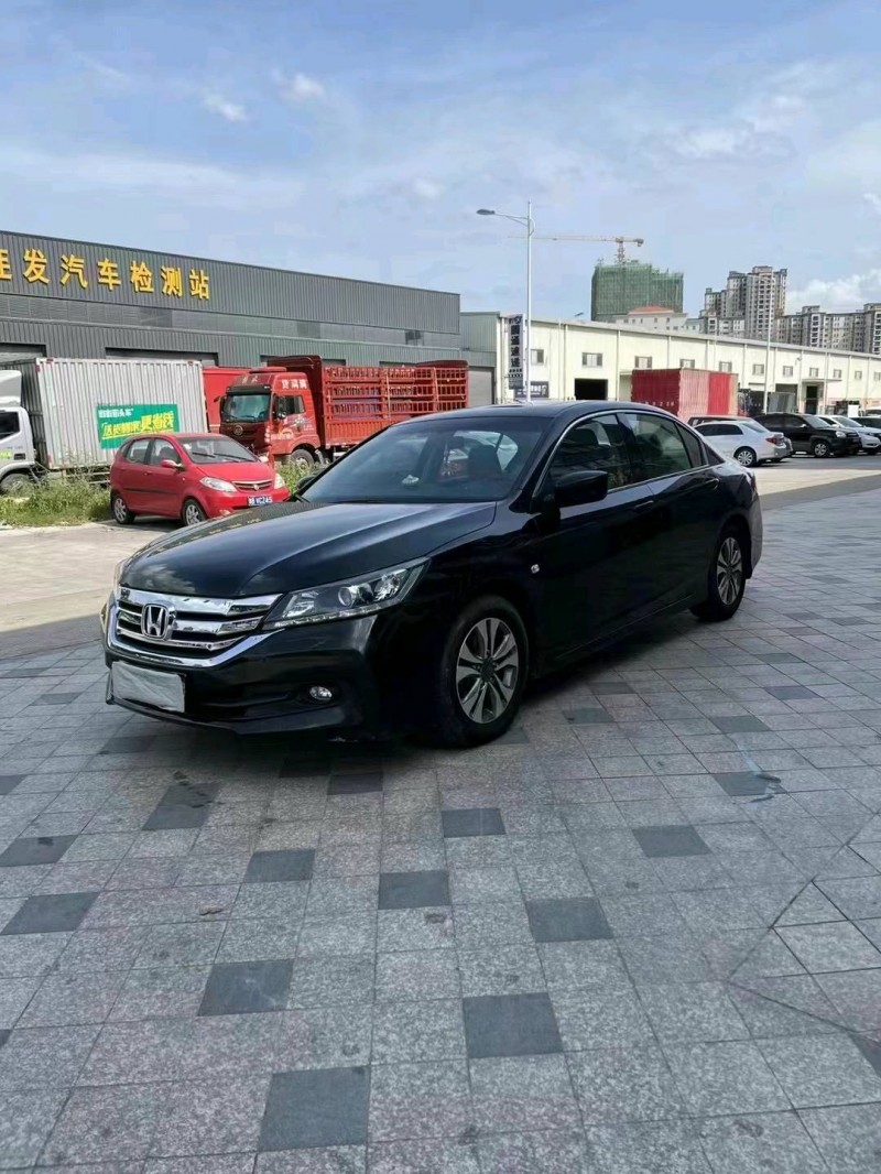 广州14年本田雅阁7