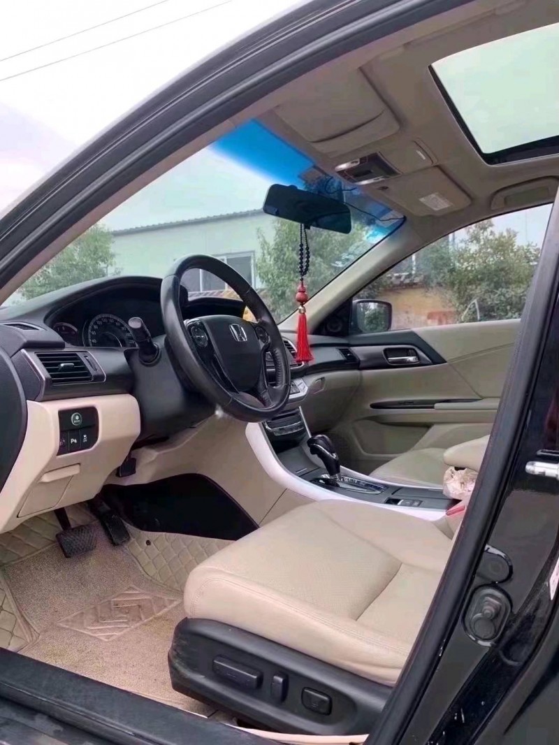 北京14年本田雅阁5