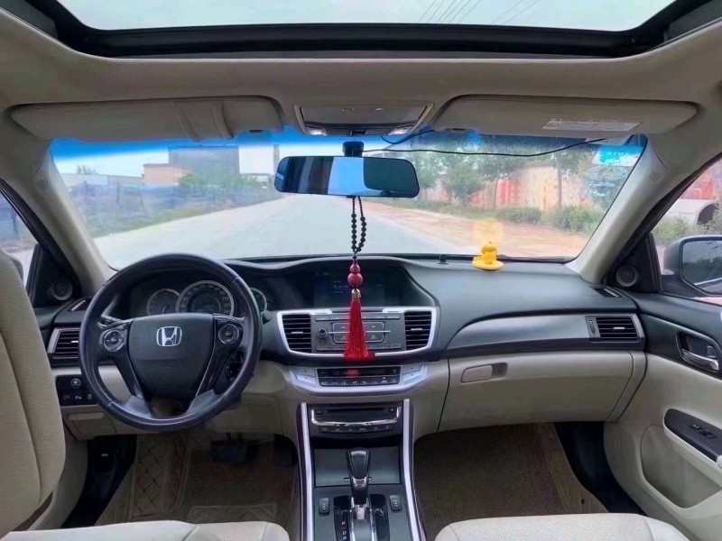 北京14年本田雅阁7