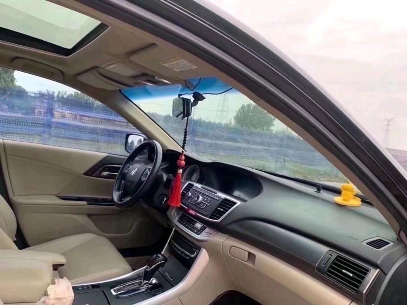 北京14年本田雅阁8