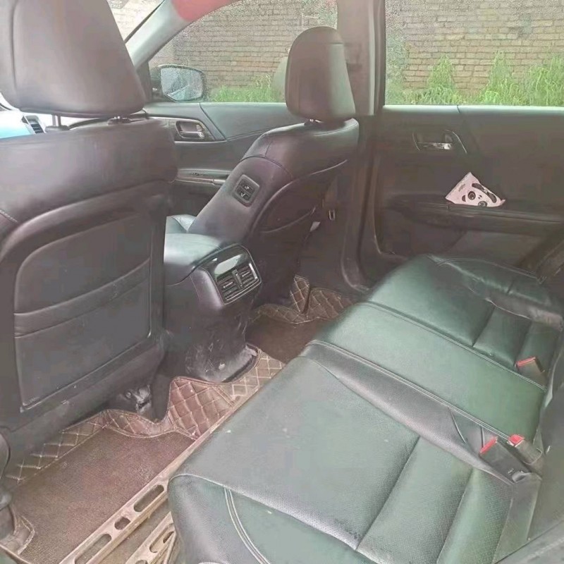 徐州14年本田雅阁6