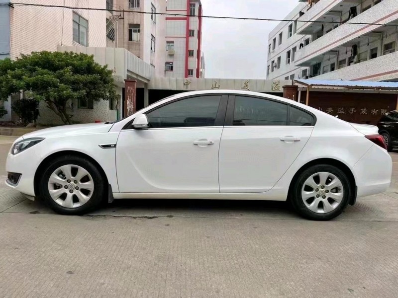 中山17年别克君威3