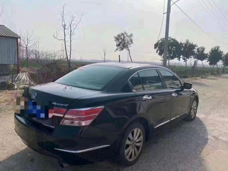 北京13年本田雅阁7