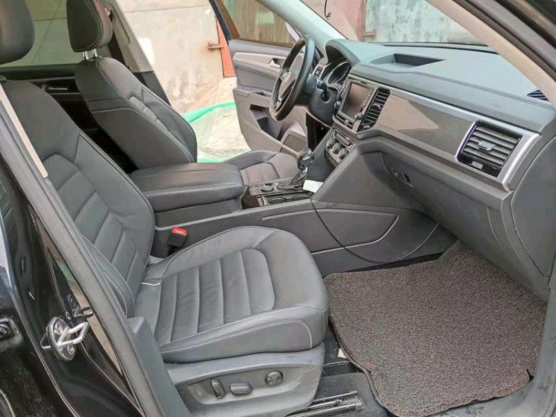 北京18年大众途昂1