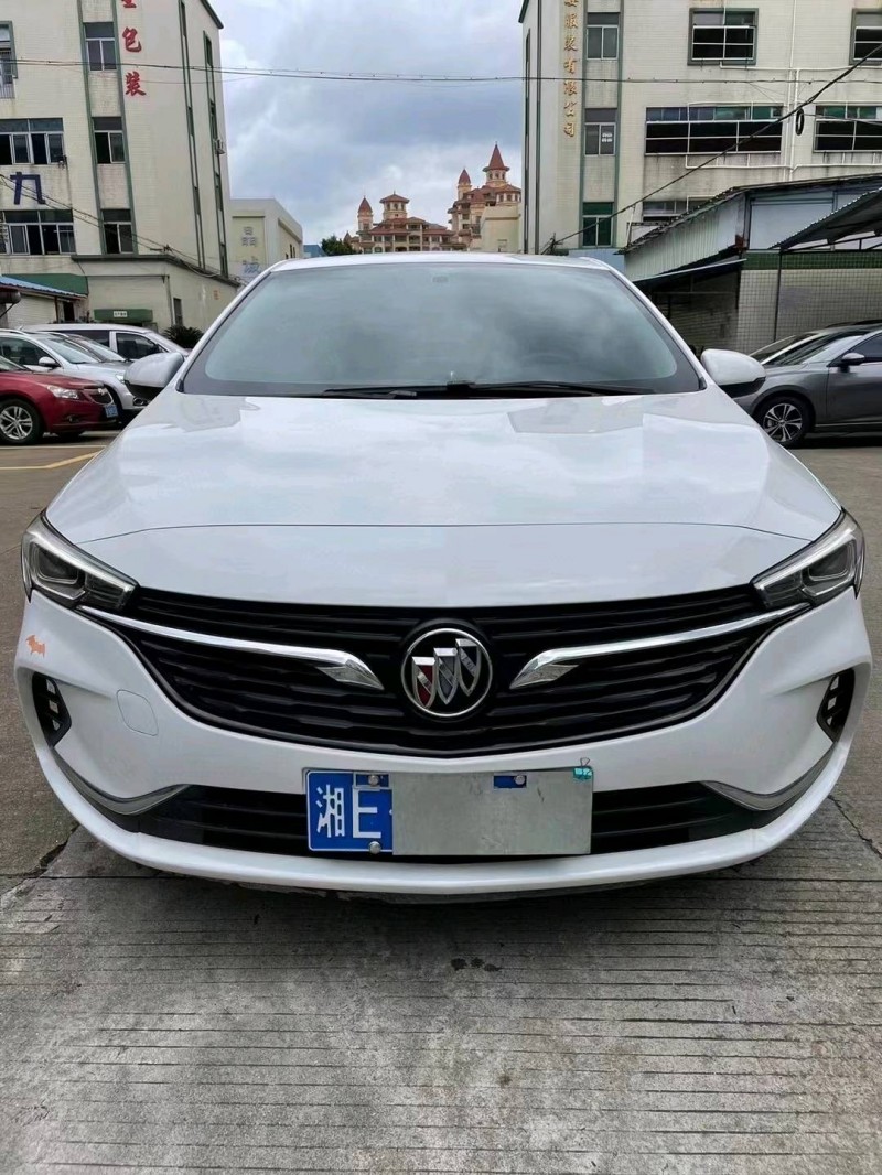 中山21年别克威朗1