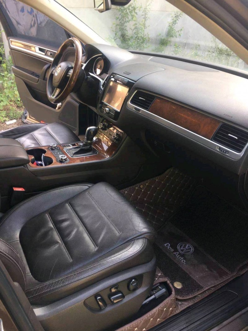 北京12年大众途锐6