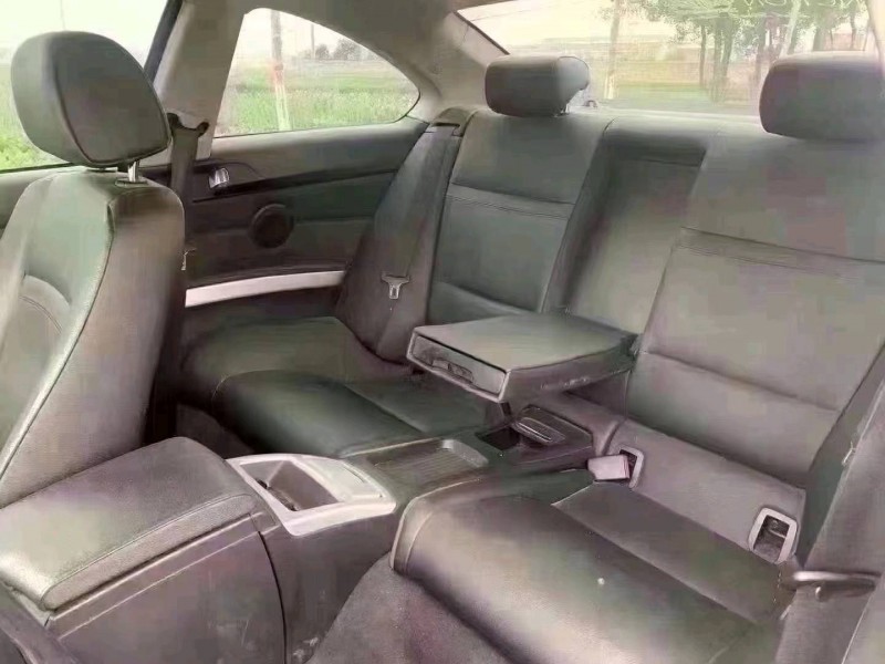 北京11年宝马3系4