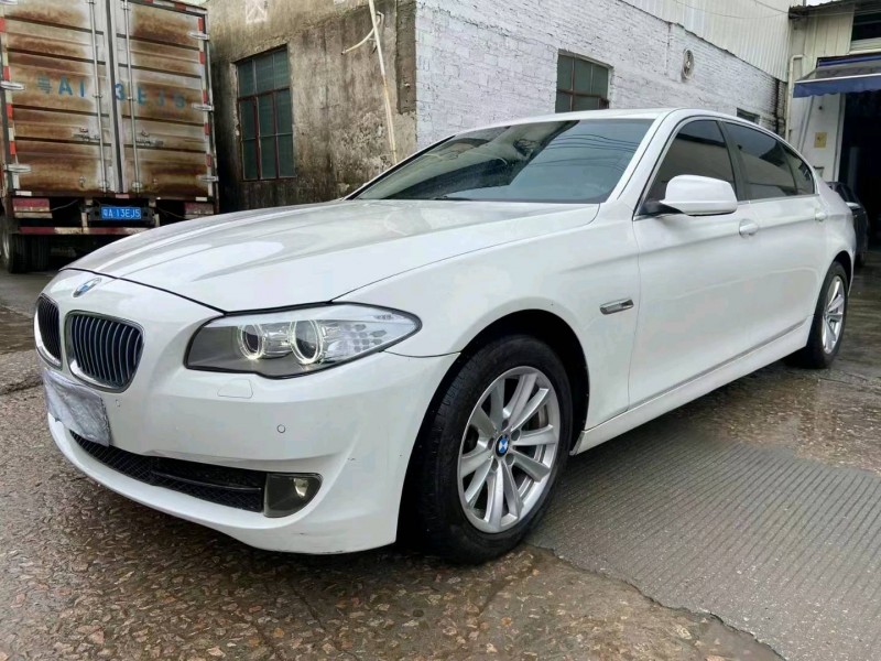 广州13年宝马3系3