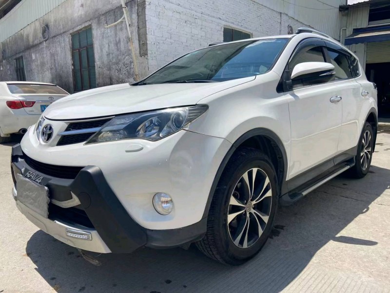 广州14年丰田RAV42