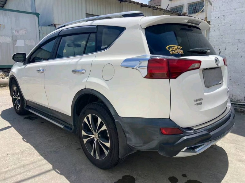 广州14年丰田RAV49