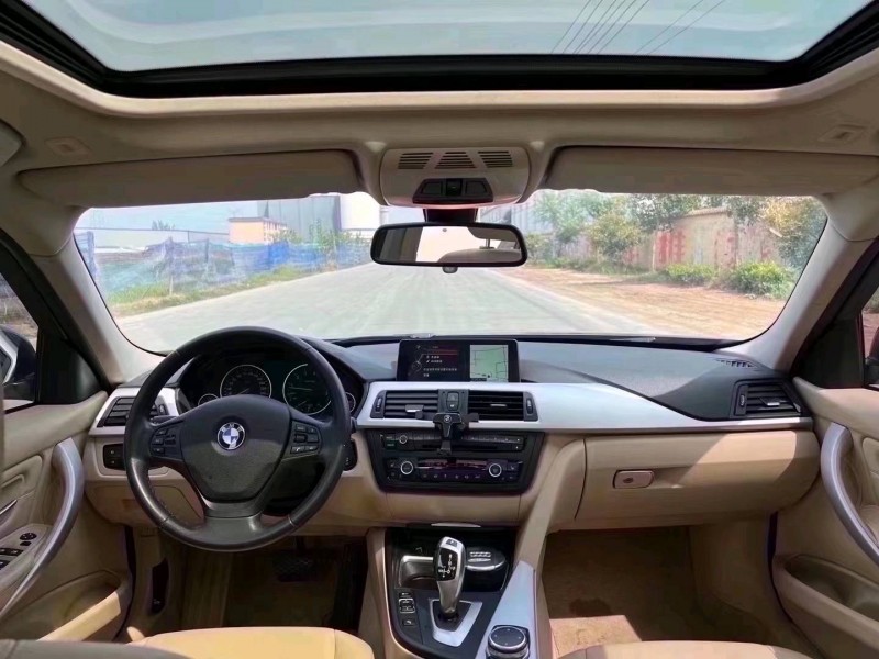 北京13年宝马3系4