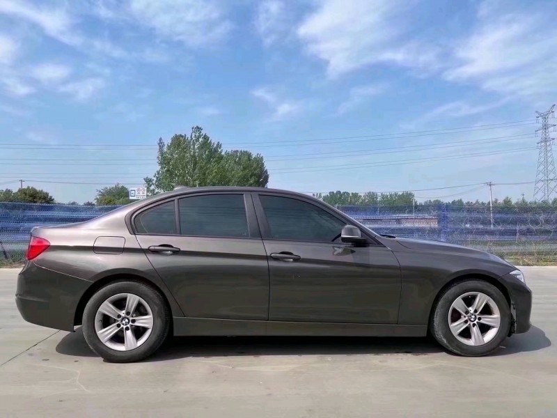 北京13年宝马3系7