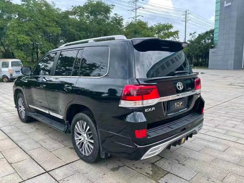 盐城18年丰田兰德酷路泽9