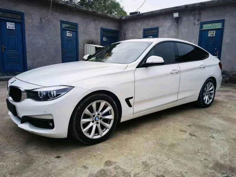 济宁18年宝马3系7