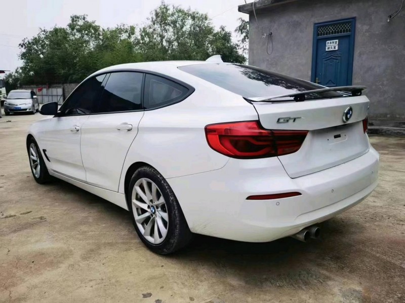 济宁18年宝马3系3