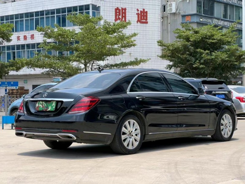 东莞18年奔驰S8