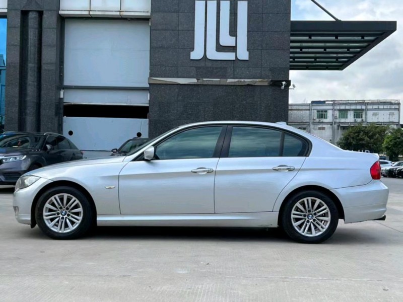 东莞11年宝马3系4