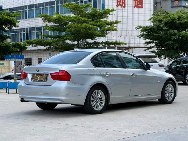东莞11年宝马3系7