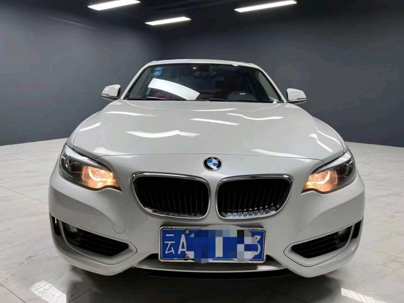 成都18年宝马2系1