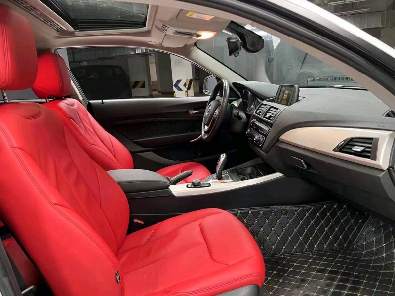 成都18年宝马2系5