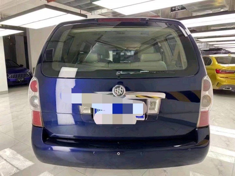 成都14年别克GL83