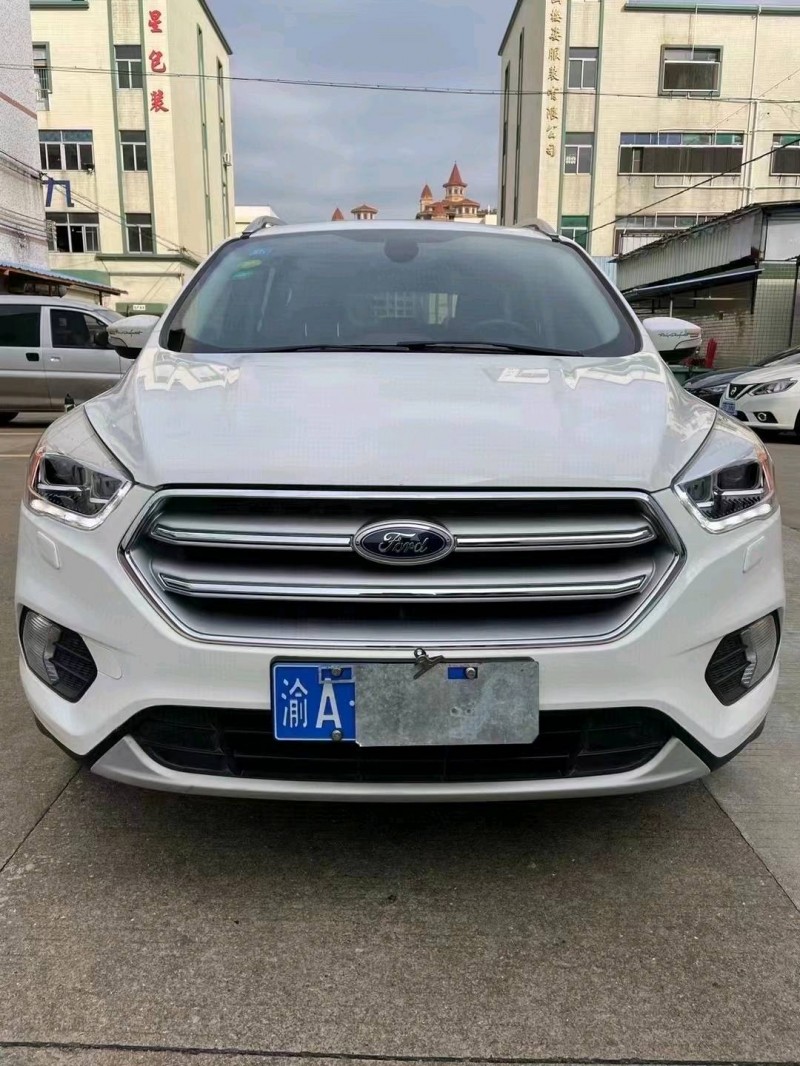 中山19年福特翼虎1