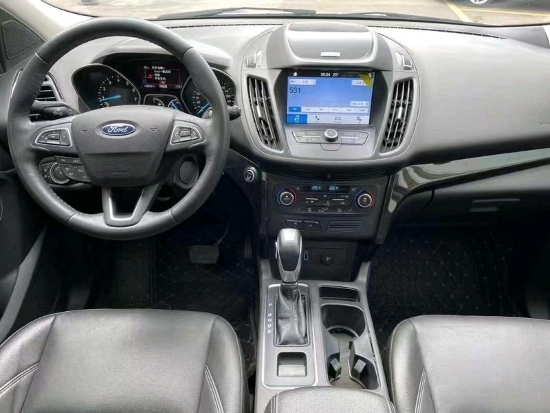 中山19年福特翼虎8