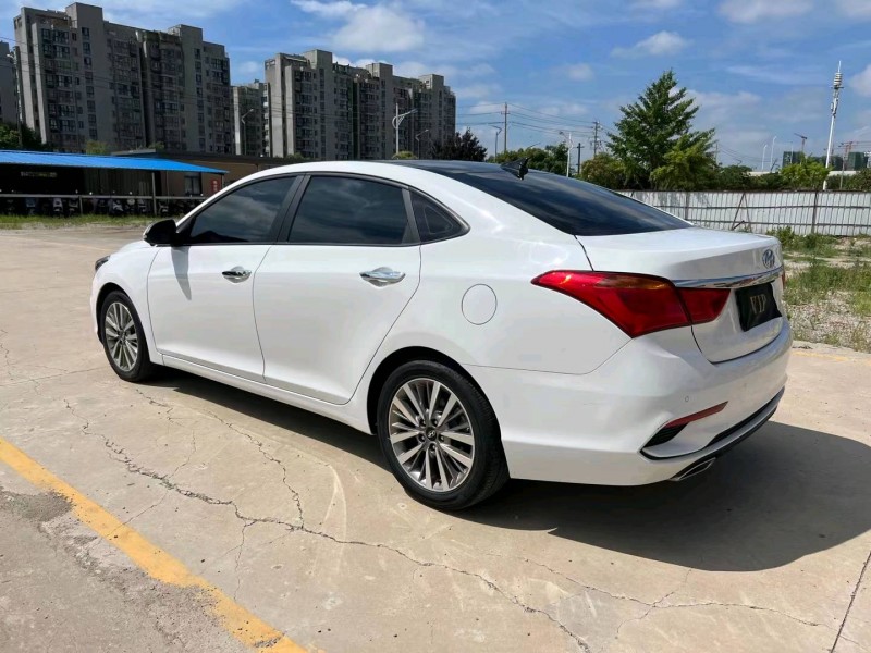 盐城20年现代名图8