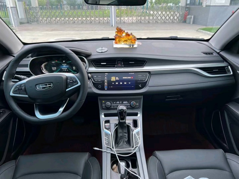 盐城20年吉利帝豪5