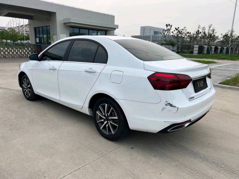 盐城20年吉利帝豪7