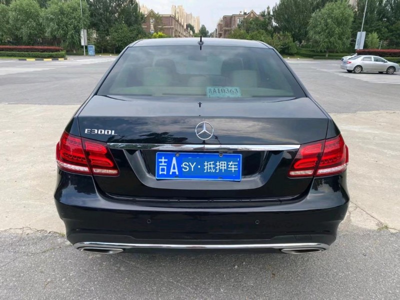 沈阳14年奔驰E8
