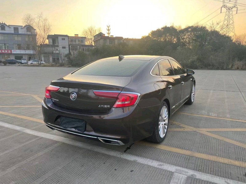 徐州16年别克君越8