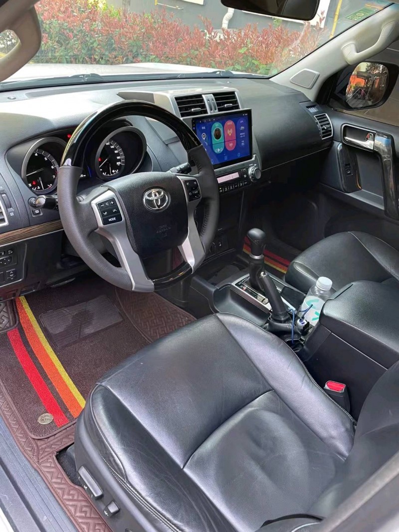 徐州17年丰田普拉多4
