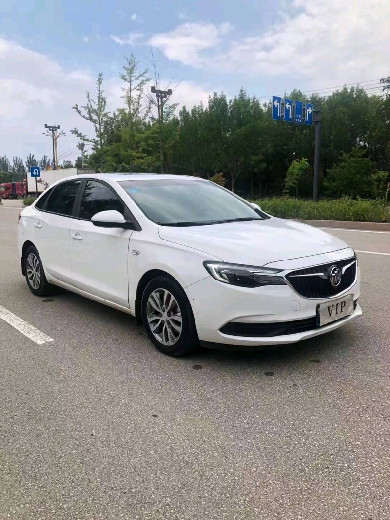 枣庄19年别克英朗2