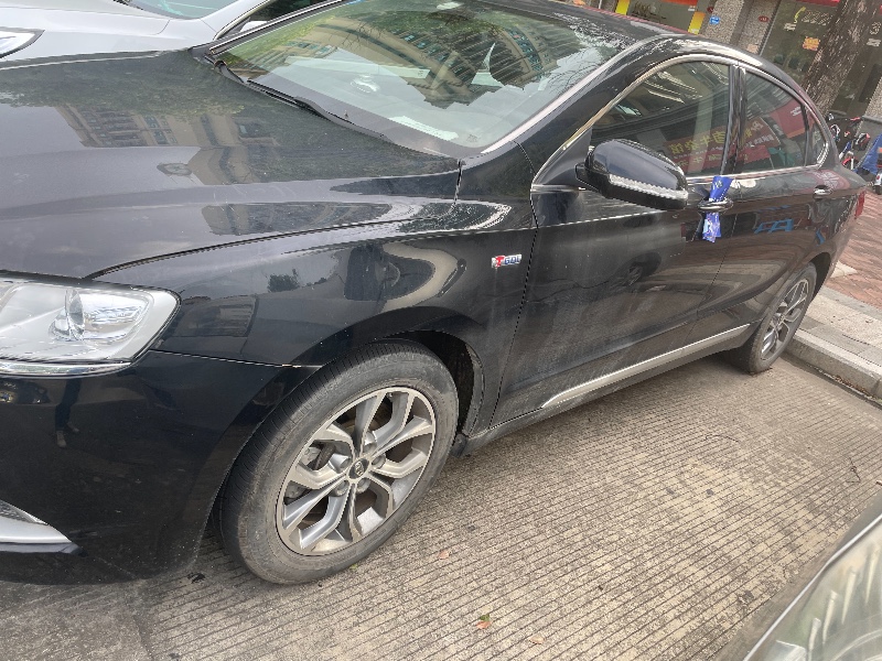 东莞17年吉利博瑞3