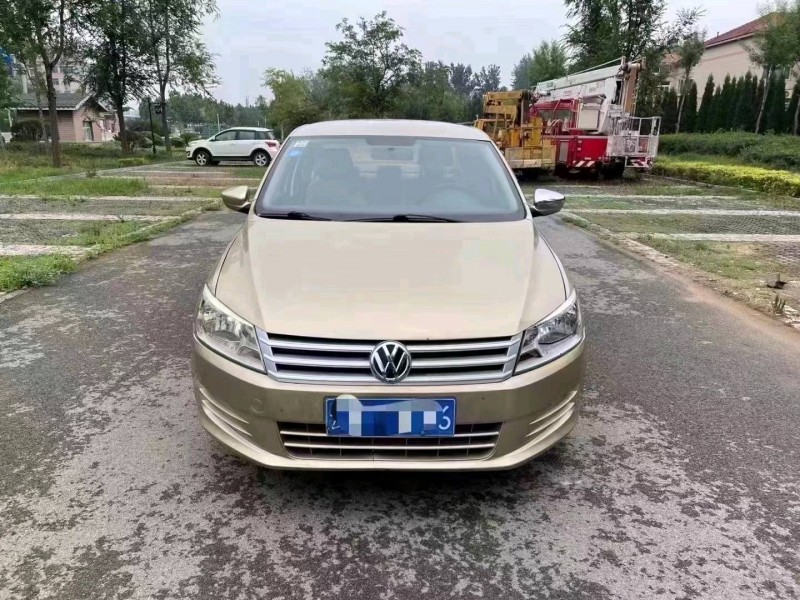 北京14年大众桑塔纳1