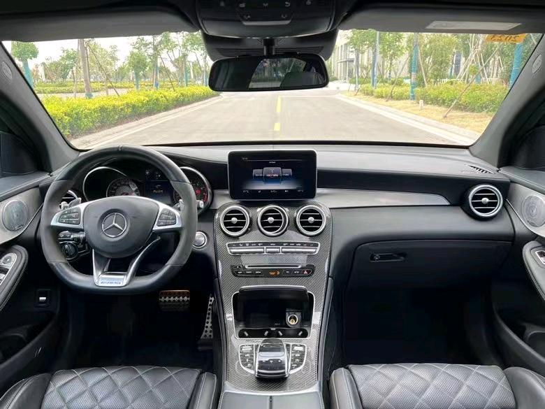 盐城19年奔驰GLC6