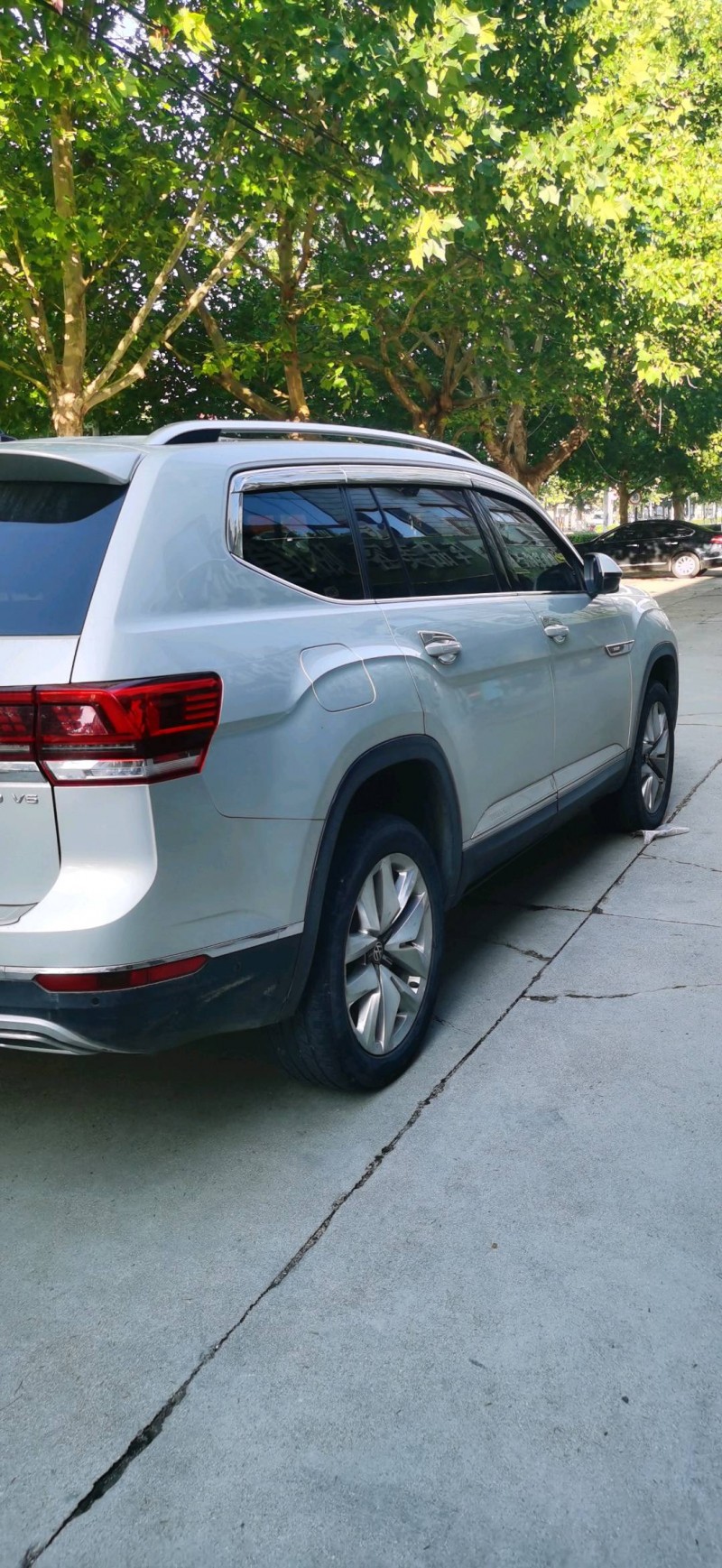 郑州17年大众途昂2