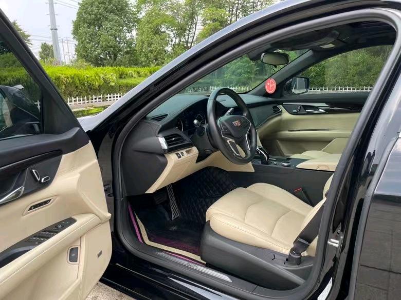 盐城20年凯迪拉克CT64