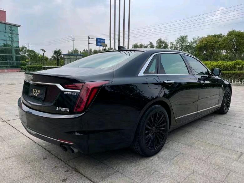 盐城20年凯迪拉克CT68