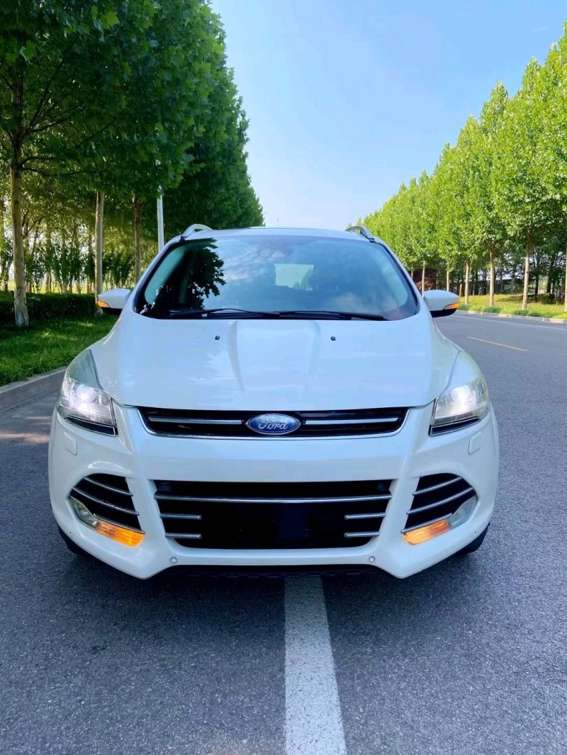 潍坊13年福特翼虎1