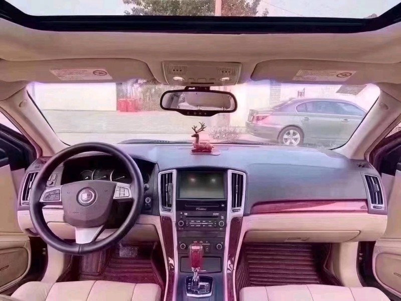 潍坊13年凯迪拉克赛威3