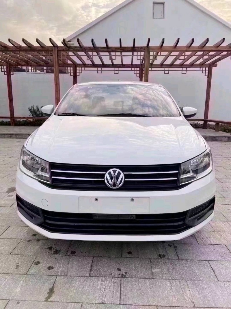 潍坊17年大众桑塔纳1