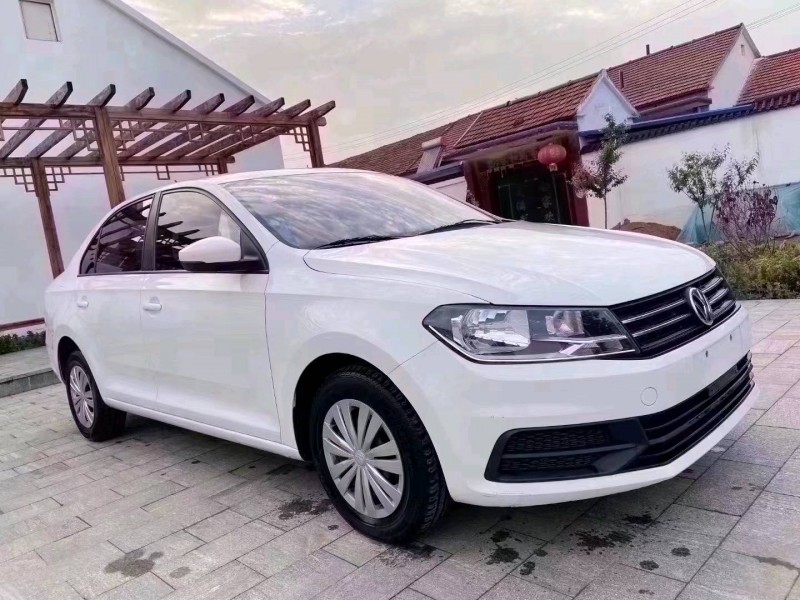 潍坊17年大众桑塔纳3