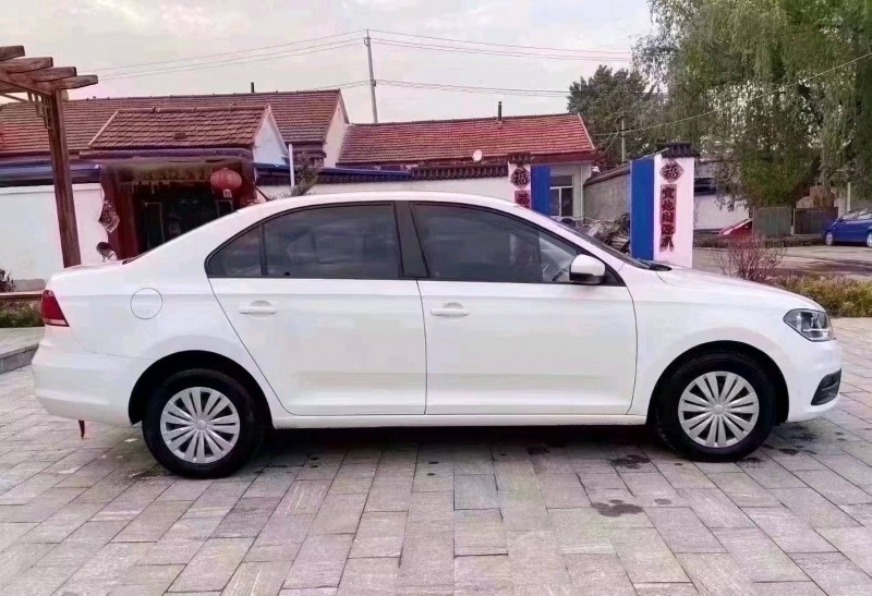 潍坊17年大众桑塔纳6