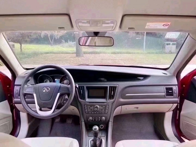 潍坊16年北汽绅宝D505