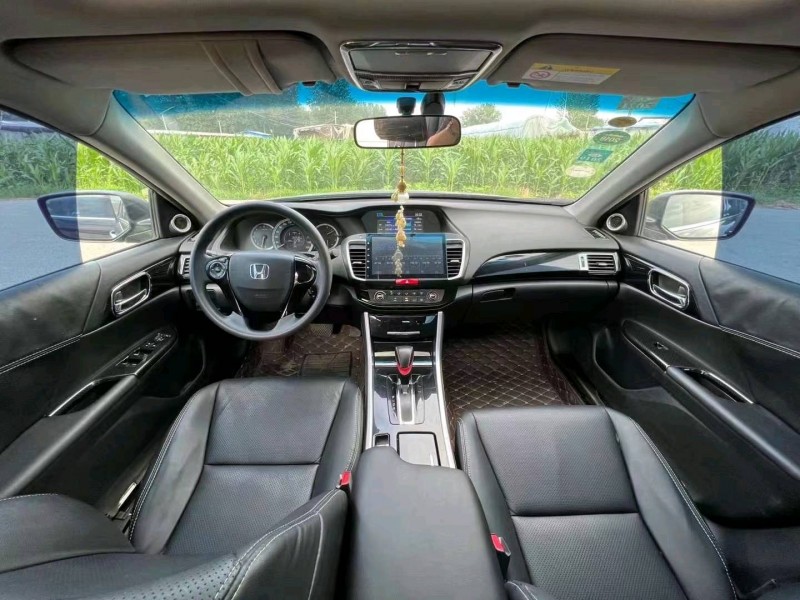 北京17年本田雅阁4