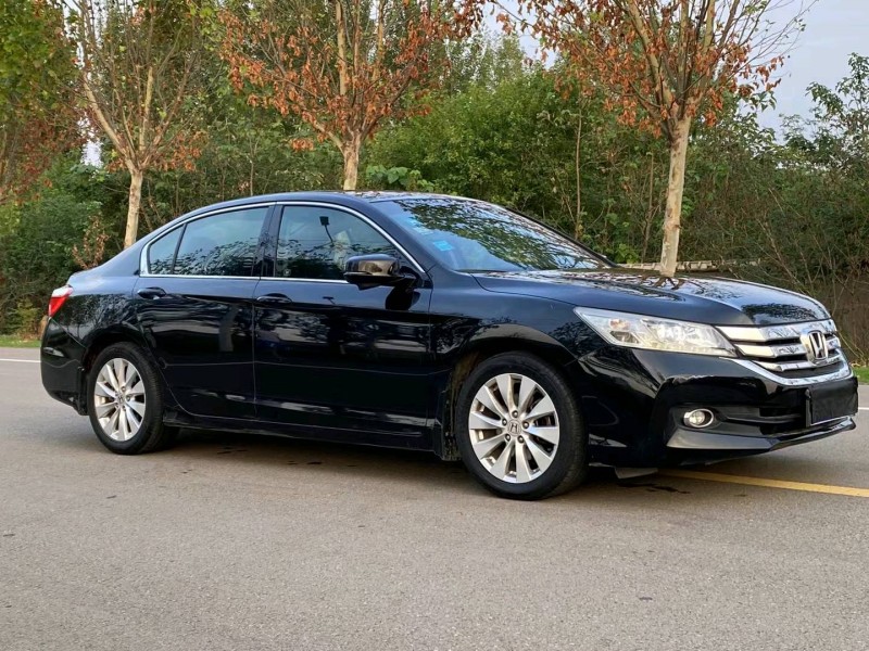 徐州14年本田雅阁2