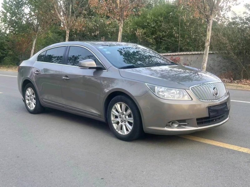 徐州12年别克君越3