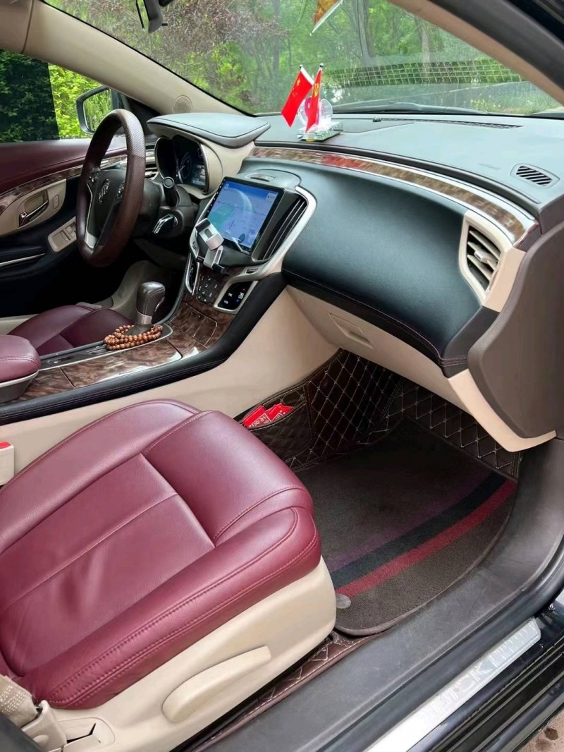 邢台15年别克君越6